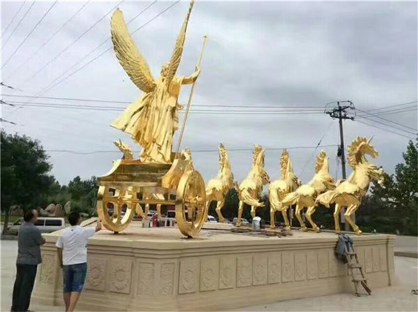 阿波羅戰(zhàn)車銅像.jpg 阿波羅戰(zhàn)車銅像.jpg