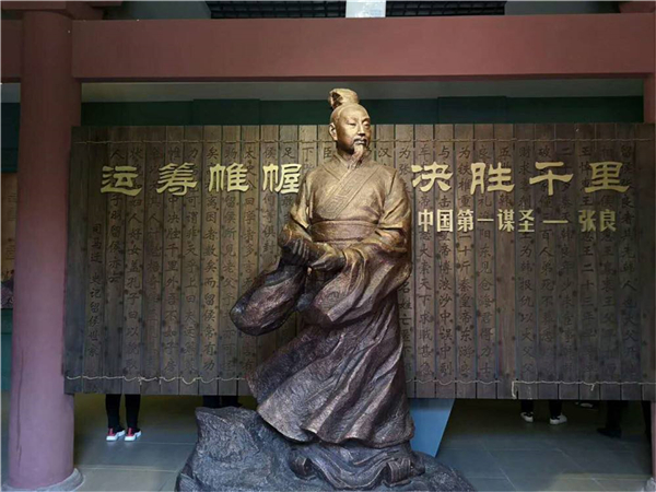 加工張量銅雕塑.jpg 加工張量銅雕塑.jpg