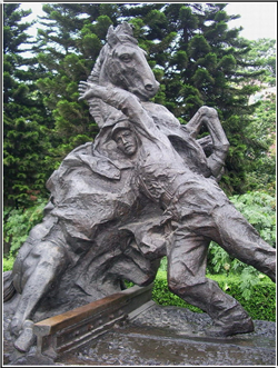 廣場公園現代人物銅雕塑